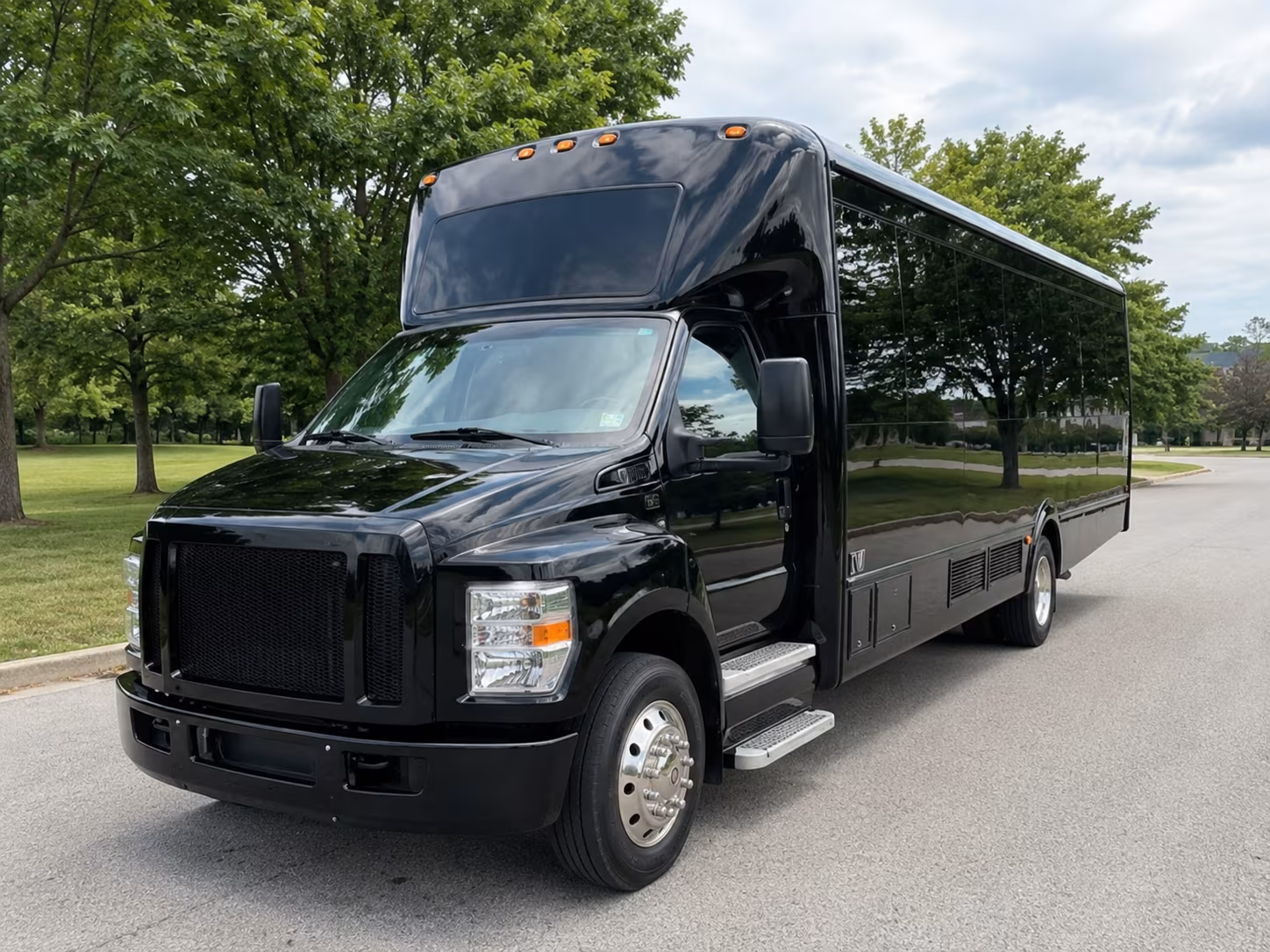 Fremont Birthday, Sweet 16, & Quinceañera Transportation group transportation