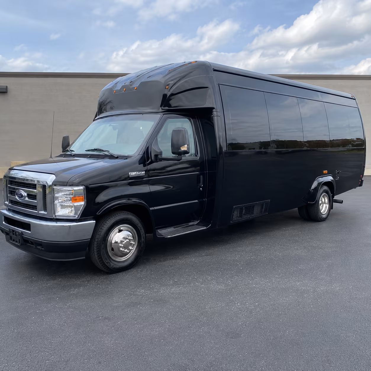 Palo Alto Homecoming & Prom Party Bus Rentals