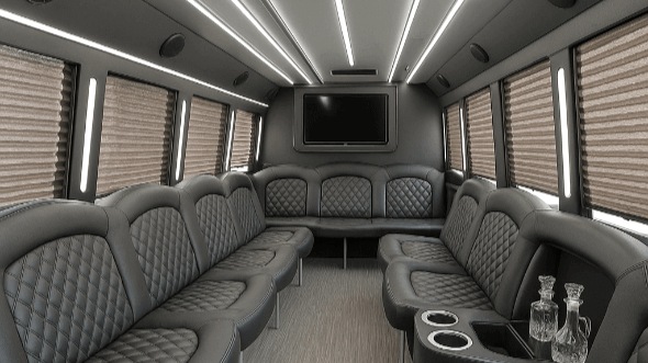 union city 20 passenger party bus
